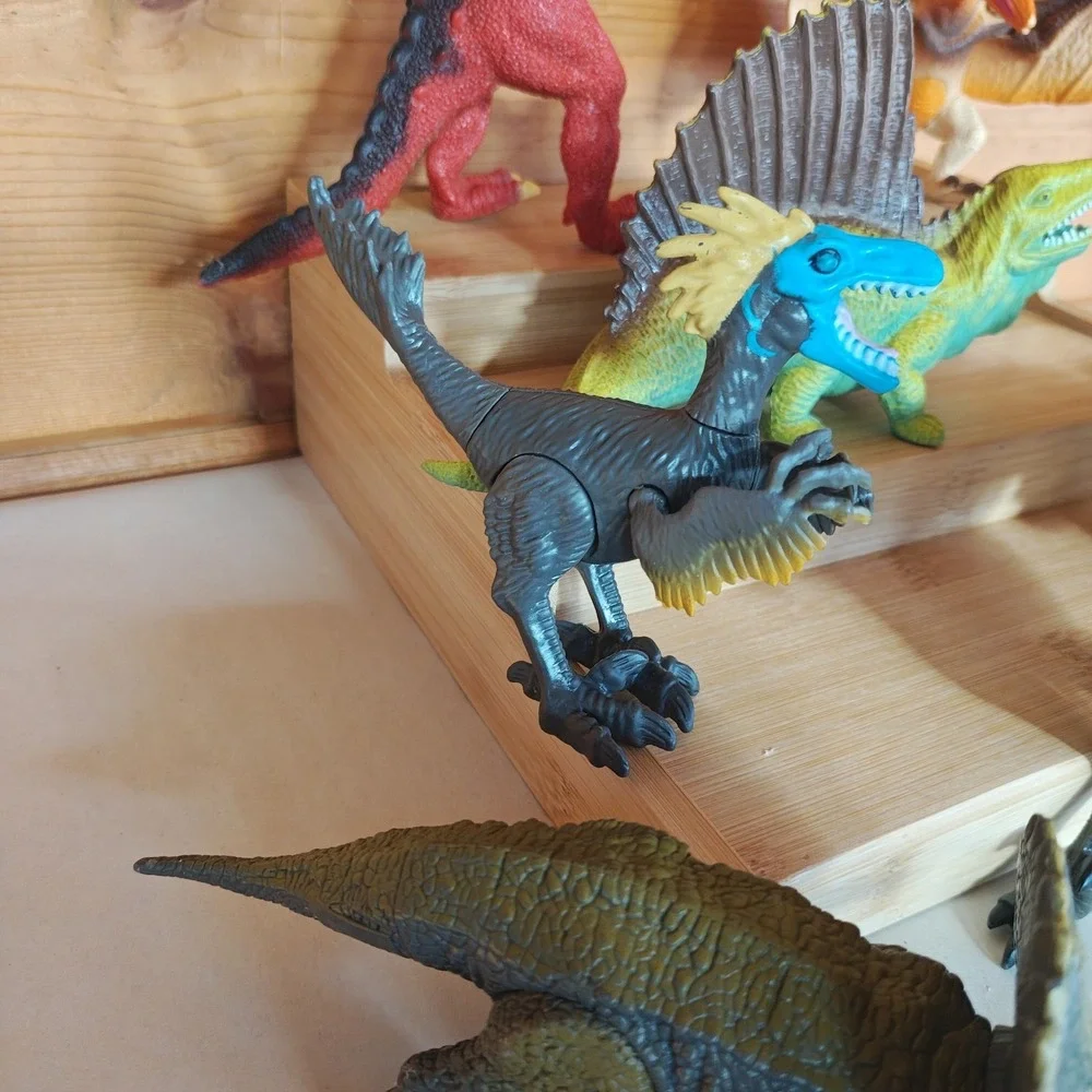 Loose Bundle o 8 Dinosaur Action Figures Pteranodon Edaphosaurus Triceratops ZA2